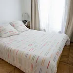 Quiet Apt Near Montmartre